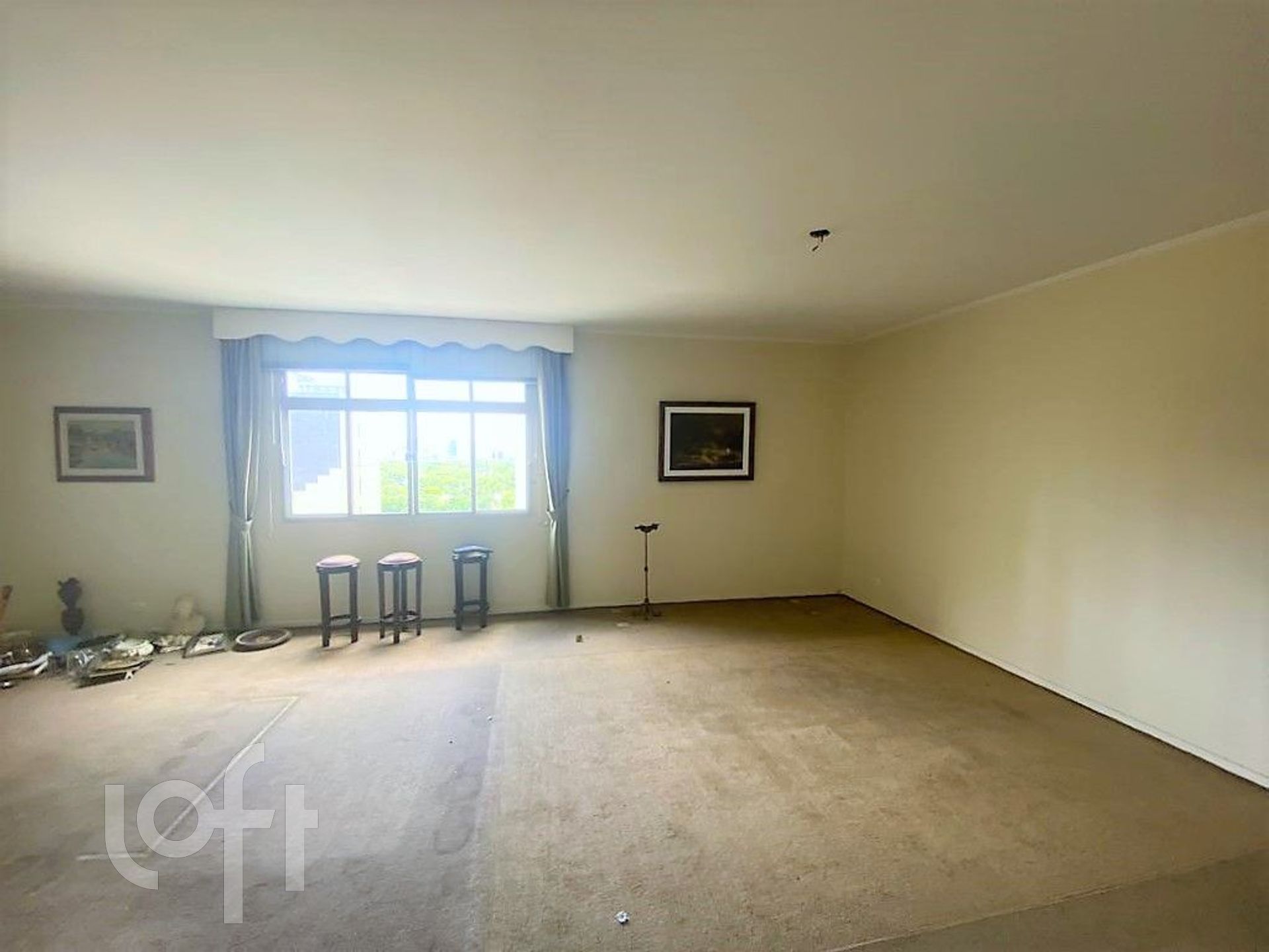 Apartamento à venda com 3 quartos, 201m² - Foto 1