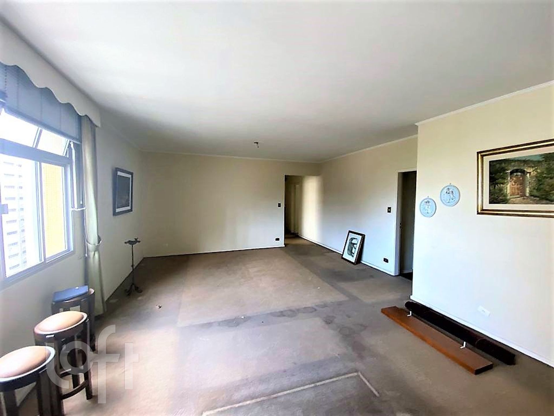 Apartamento à venda com 3 quartos, 201m² - Foto 2