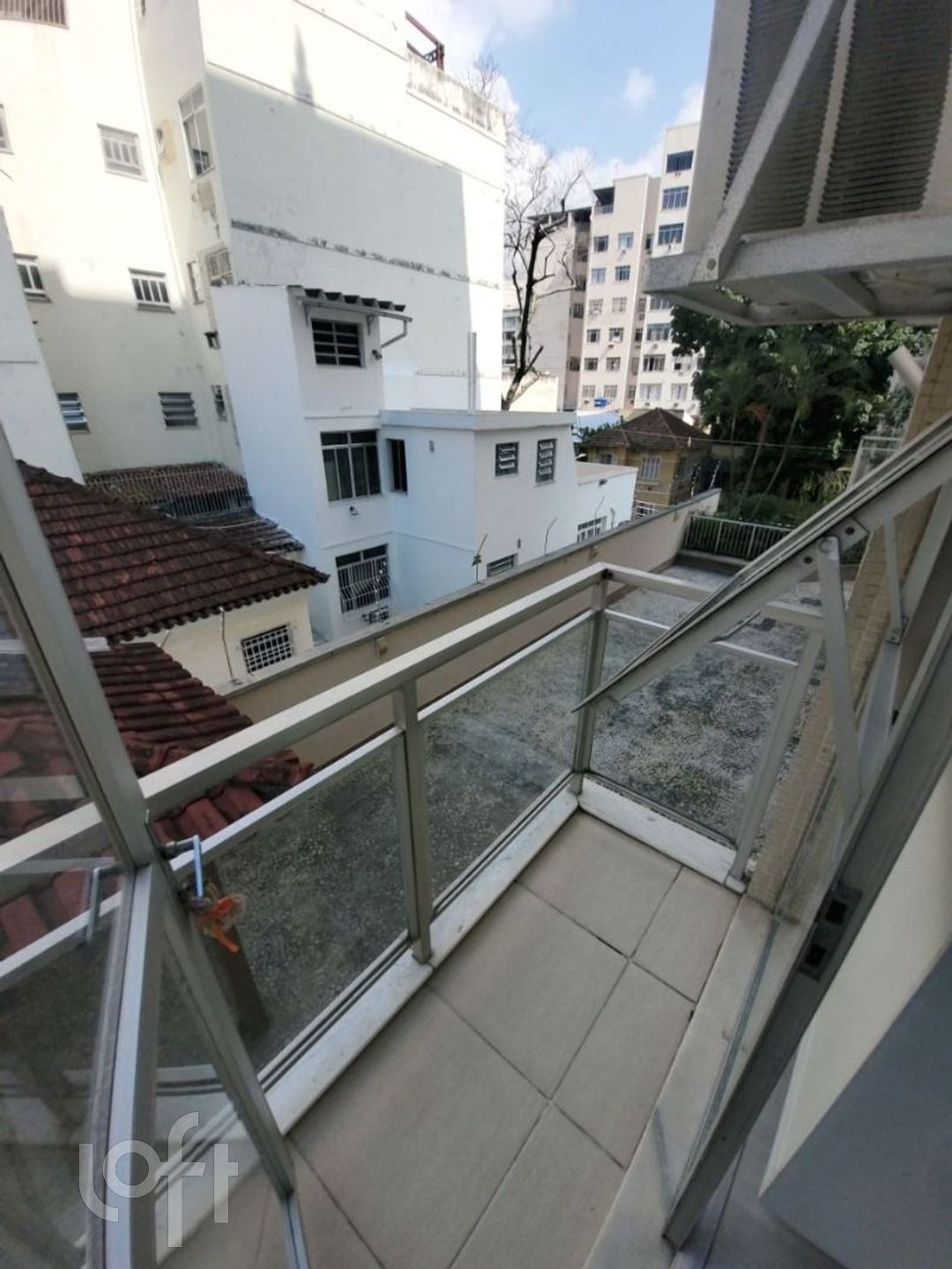 Apartamento à venda com 3 quartos, 101m² - Foto 19