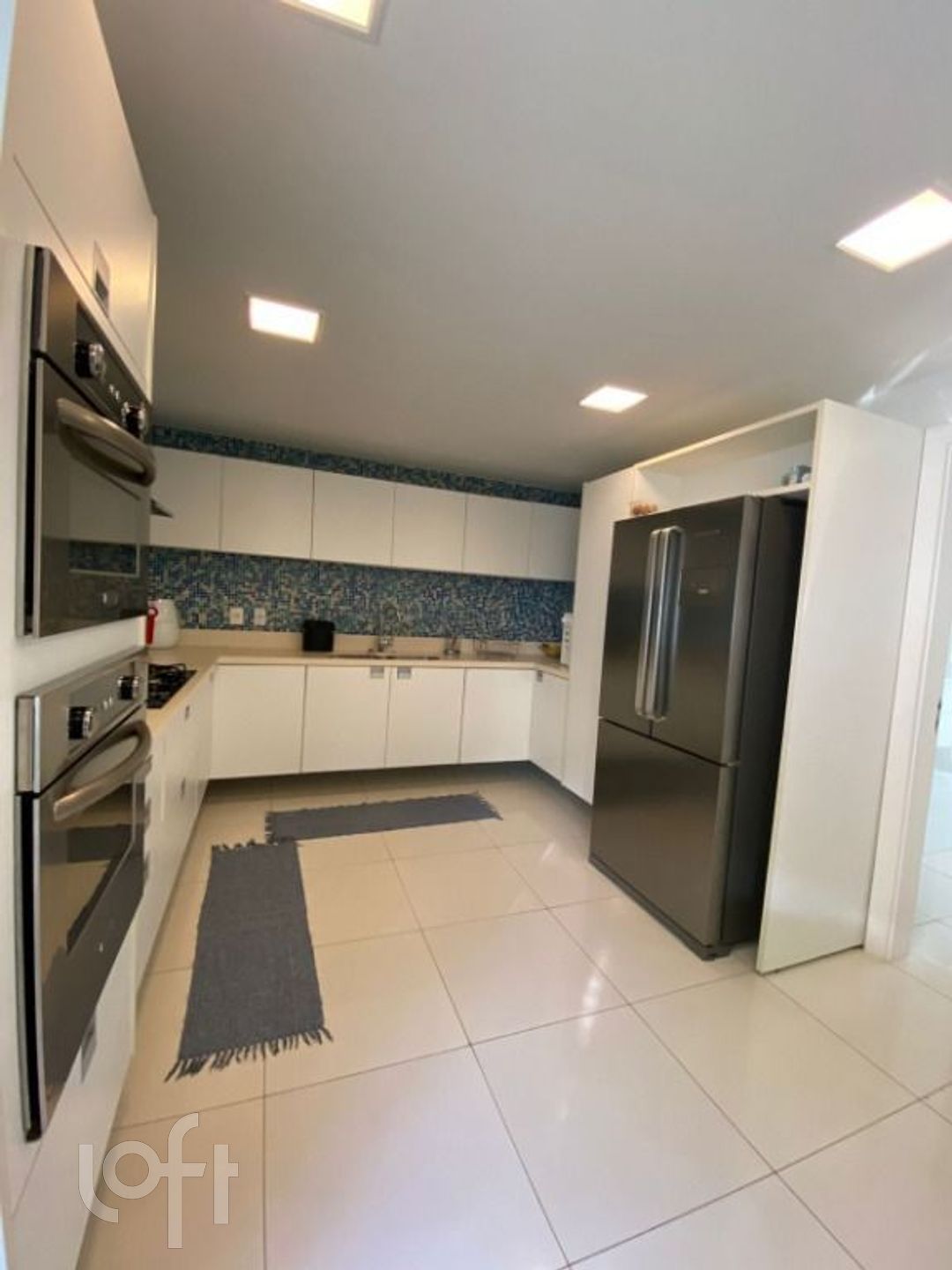 Casa à venda com 4 quartos, 390m² - Foto 16