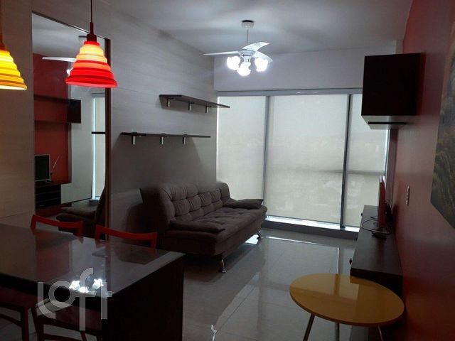 Apartamento com 38m², 1 dormitório, 1 vaga, Praia de Belas em Porto Alegre