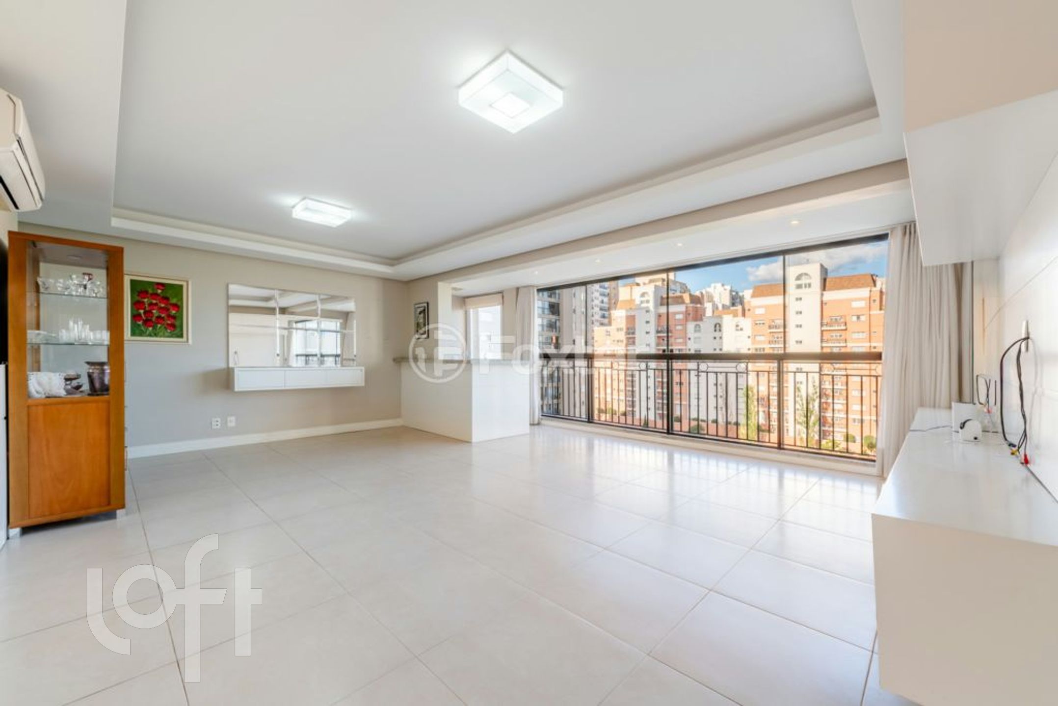 Apartamento com 120m², 3 dormitórios, 1 suíte, 2 vagas, Jardim Europa em Porto Alegre