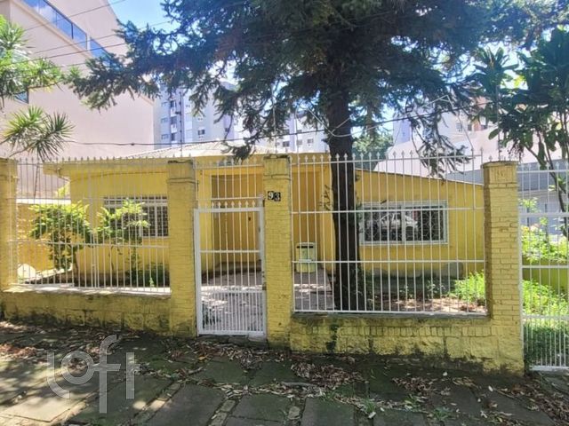 Casa com 305m², 3 dormitórios, 4 vagas, Cristo Redentor em Porto Alegre