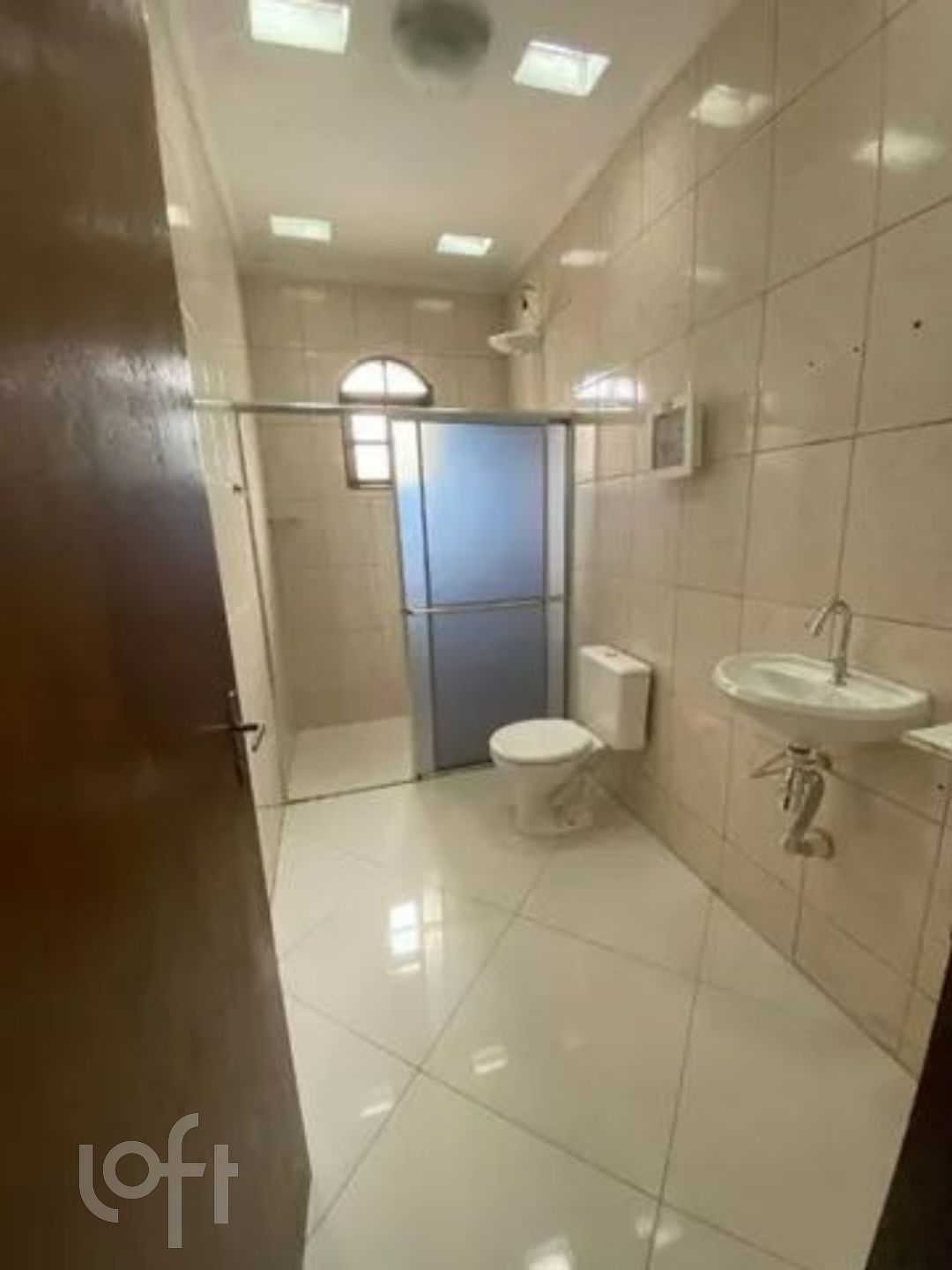 Casa à venda com 4 quartos, 250m² - Foto 16