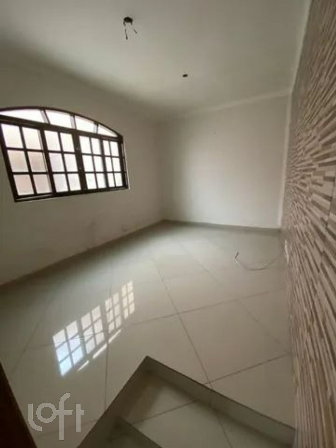 Casa à venda com 4 quartos, 250m² - Foto 10