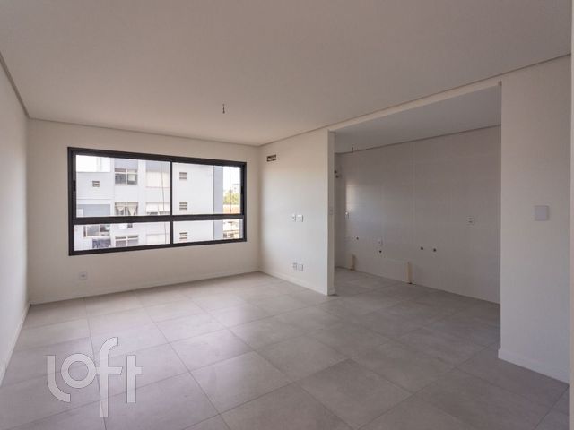 Apartamento com 76m², 3 dormitórios, 1 suíte, 2 vagas, Vila Ipiranga em Porto Alegre