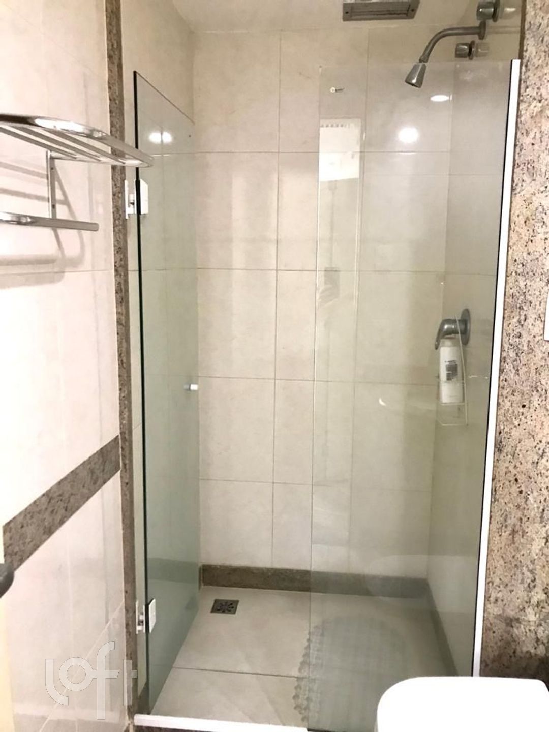 Apartamento à venda com 2 quartos, 70m² - Foto 12