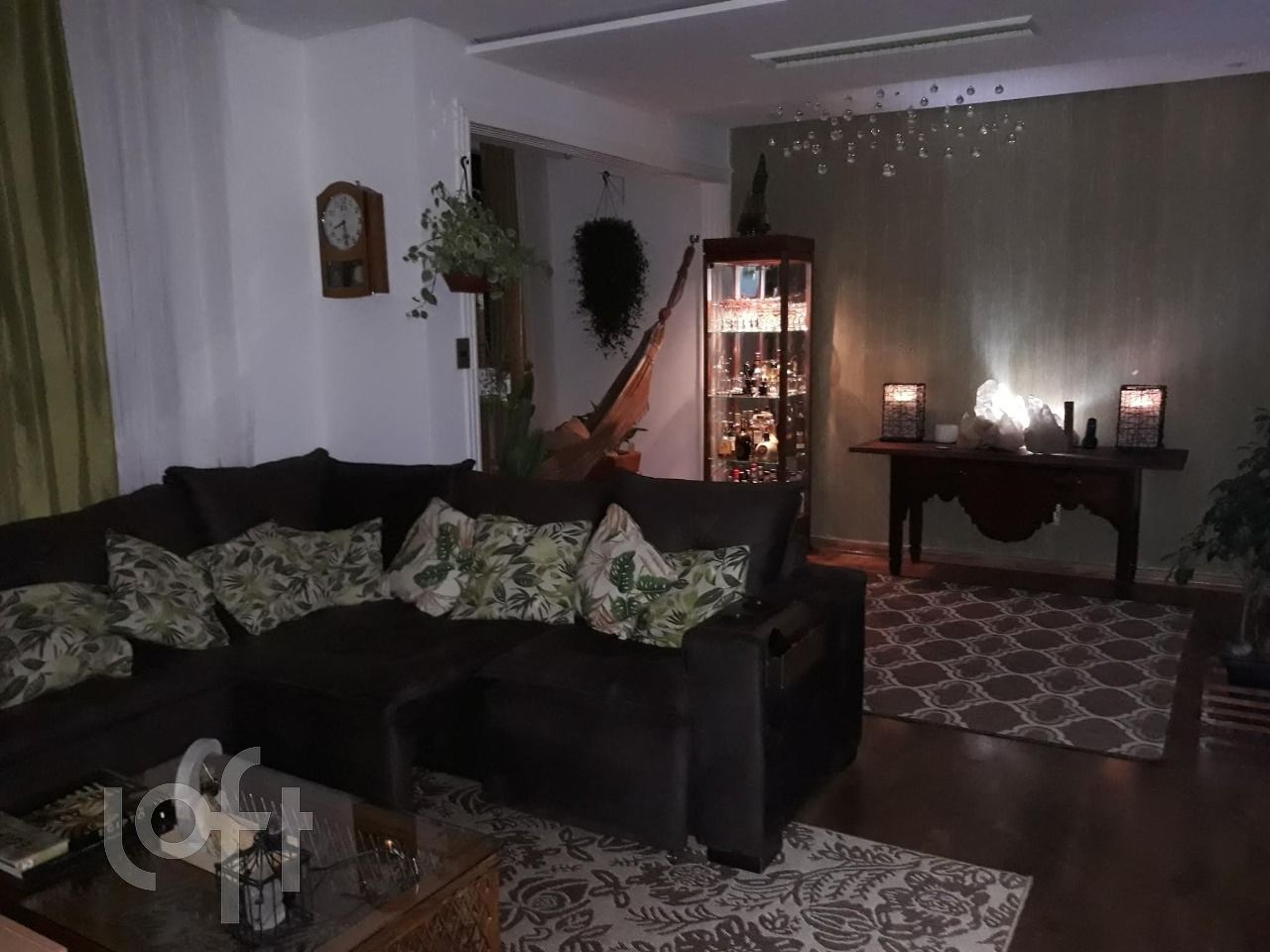 Apartamento à venda com 4 quartos, 198m² - Foto 3