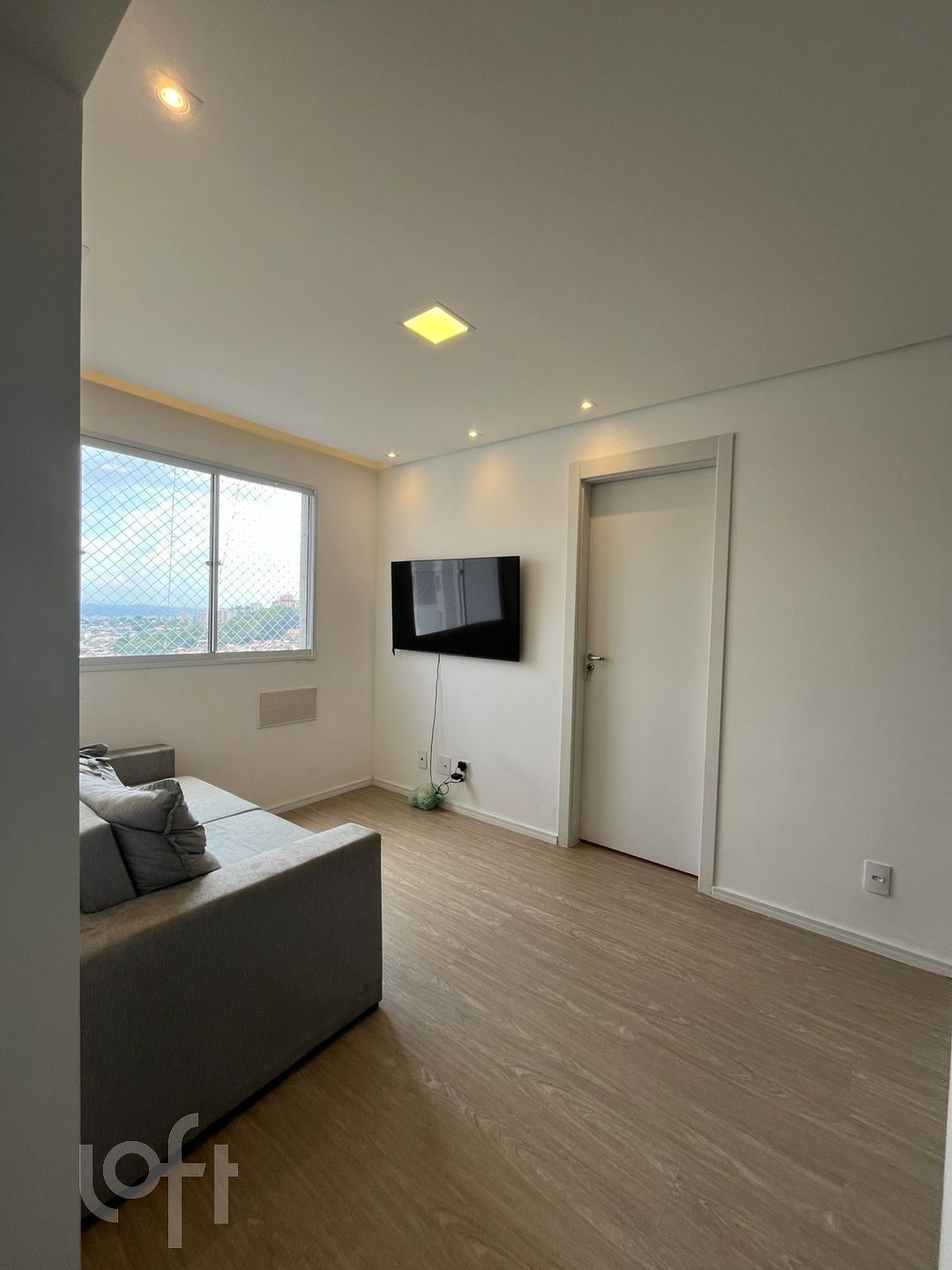 Apartamento à venda com 2 quartos, 38m² - Foto 3