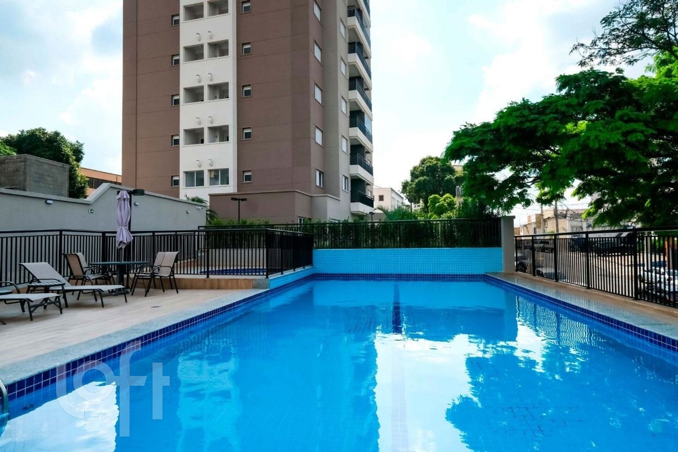 Apartamento à venda com 2 quartos, 62m² - Foto 5