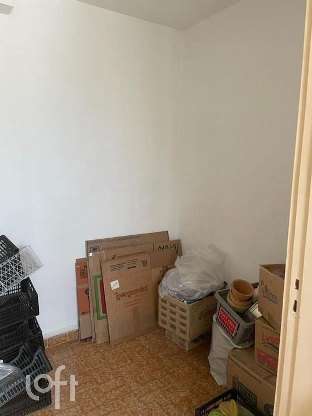 Apartamento à venda com 3 quartos, 135m² - Foto 2