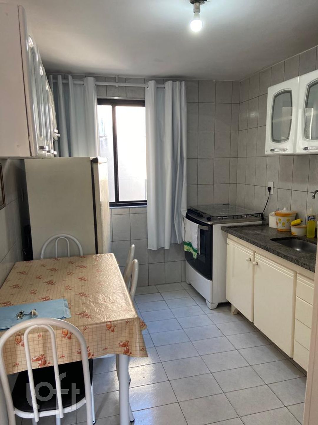 Apartamento à venda com 2 quartos, 48m² - Foto 3