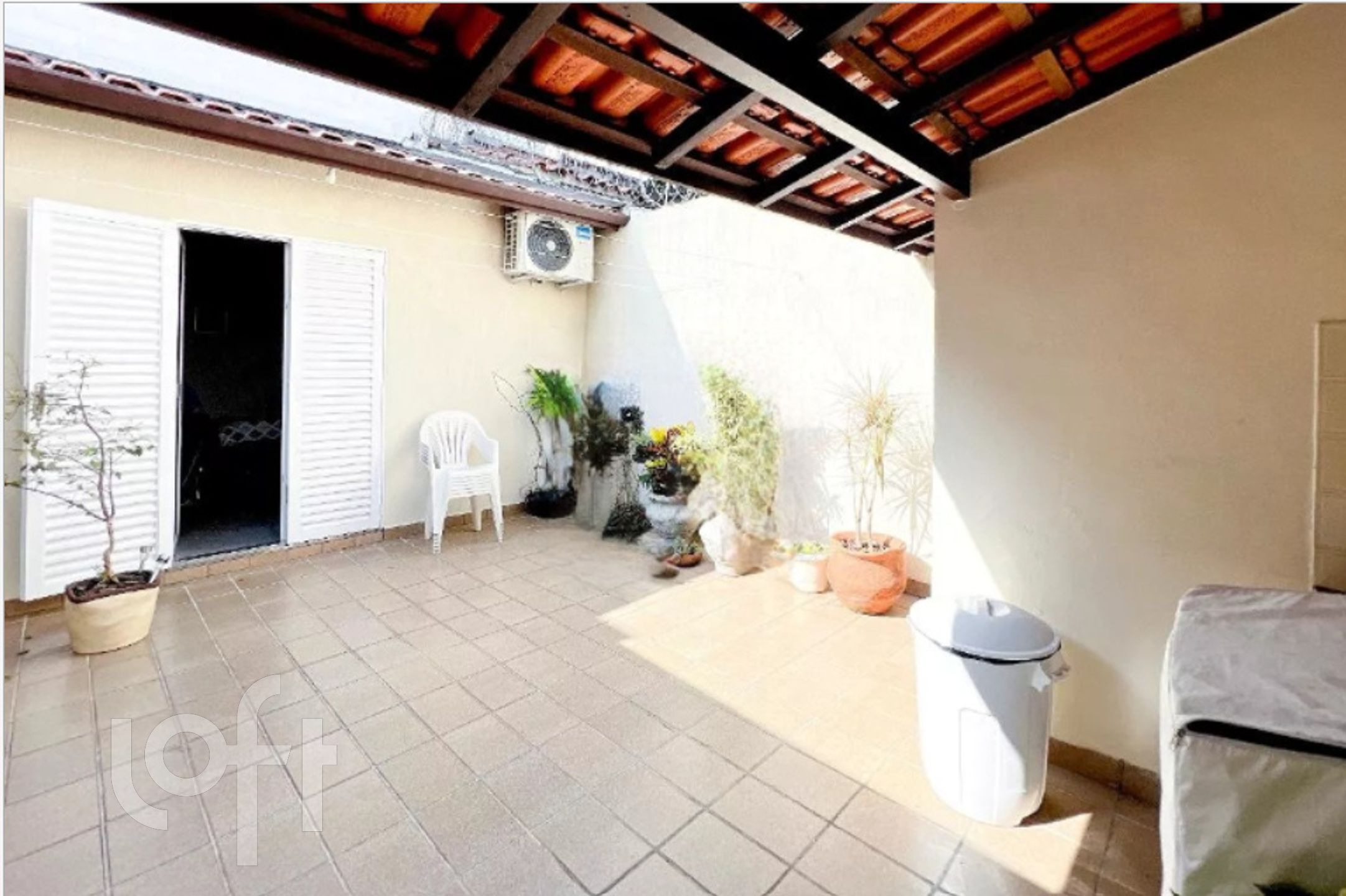 Casa à venda com 4 quartos, 220m² - Foto 17