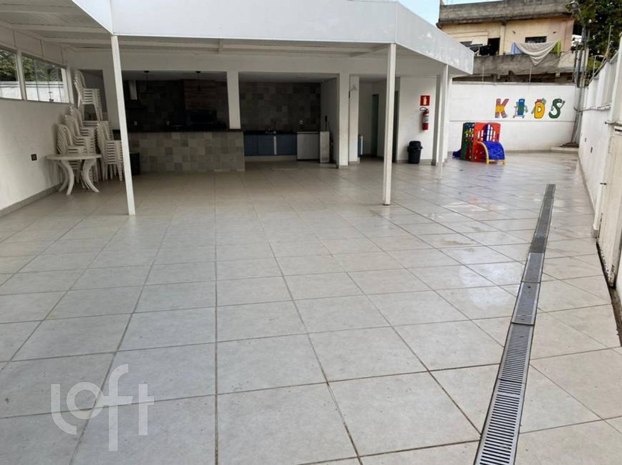 Apartamento à venda com 2 quartos, 65m² - Foto 13