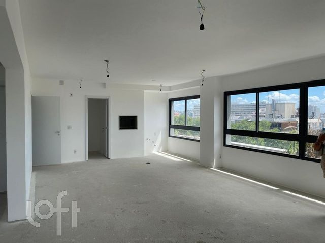 Apartamento com 227m², 3 dormitórios, 3 suítes, 3 vagas, Rio Branco em Porto Alegre