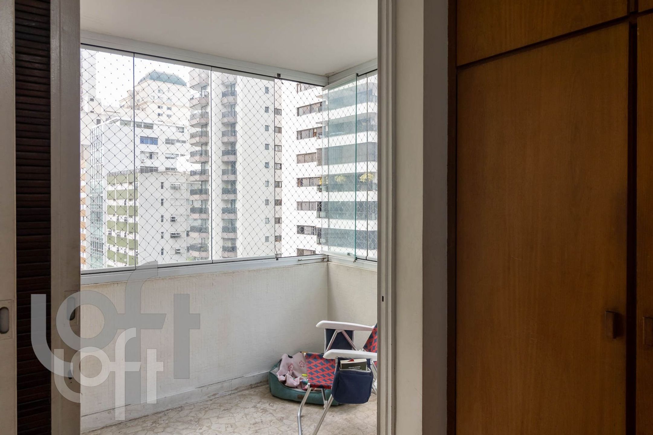 Apartamento à venda com 3 quartos, 200m² - Foto 7