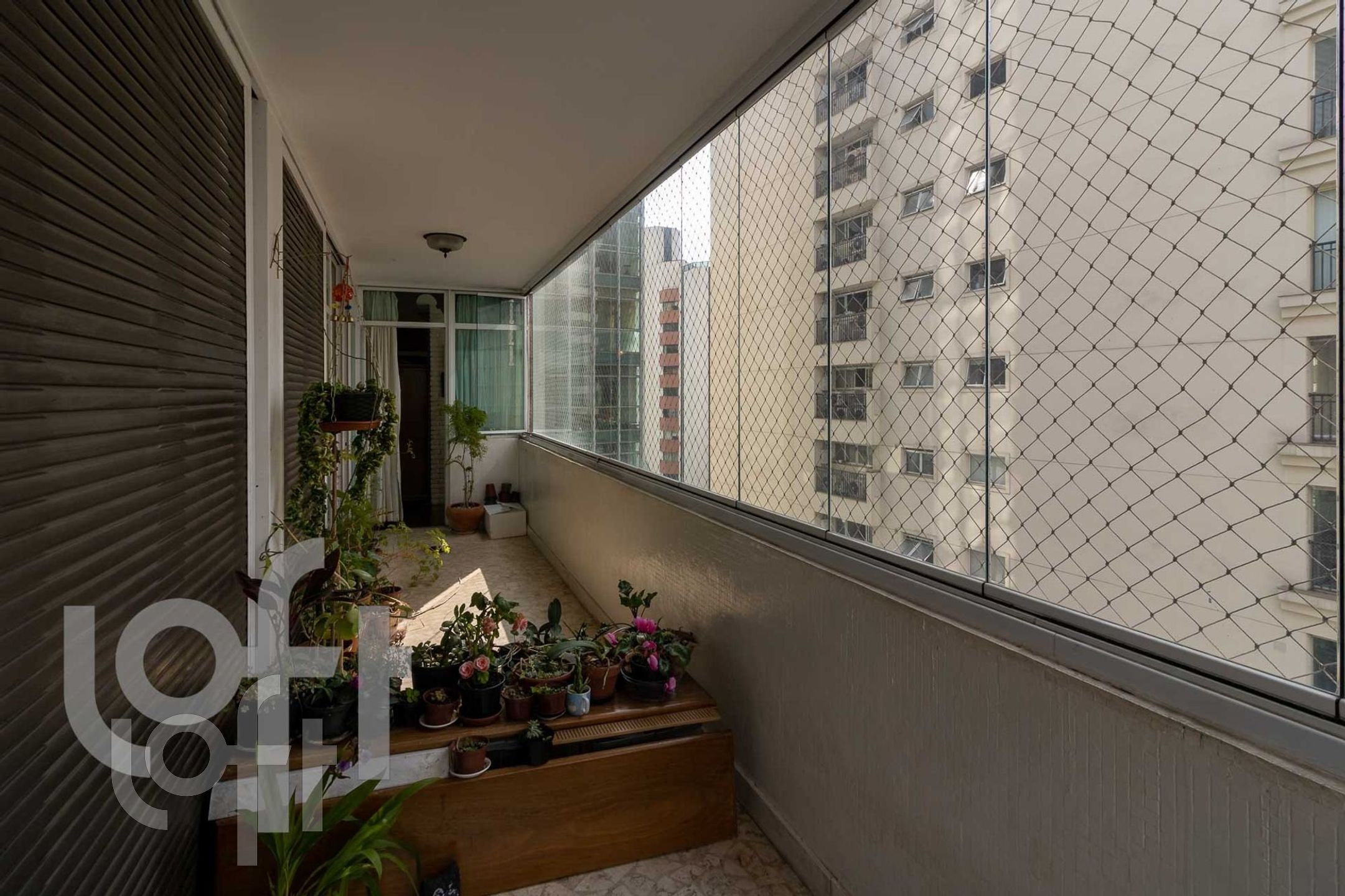 Apartamento à venda com 3 quartos, 200m² - Foto 6