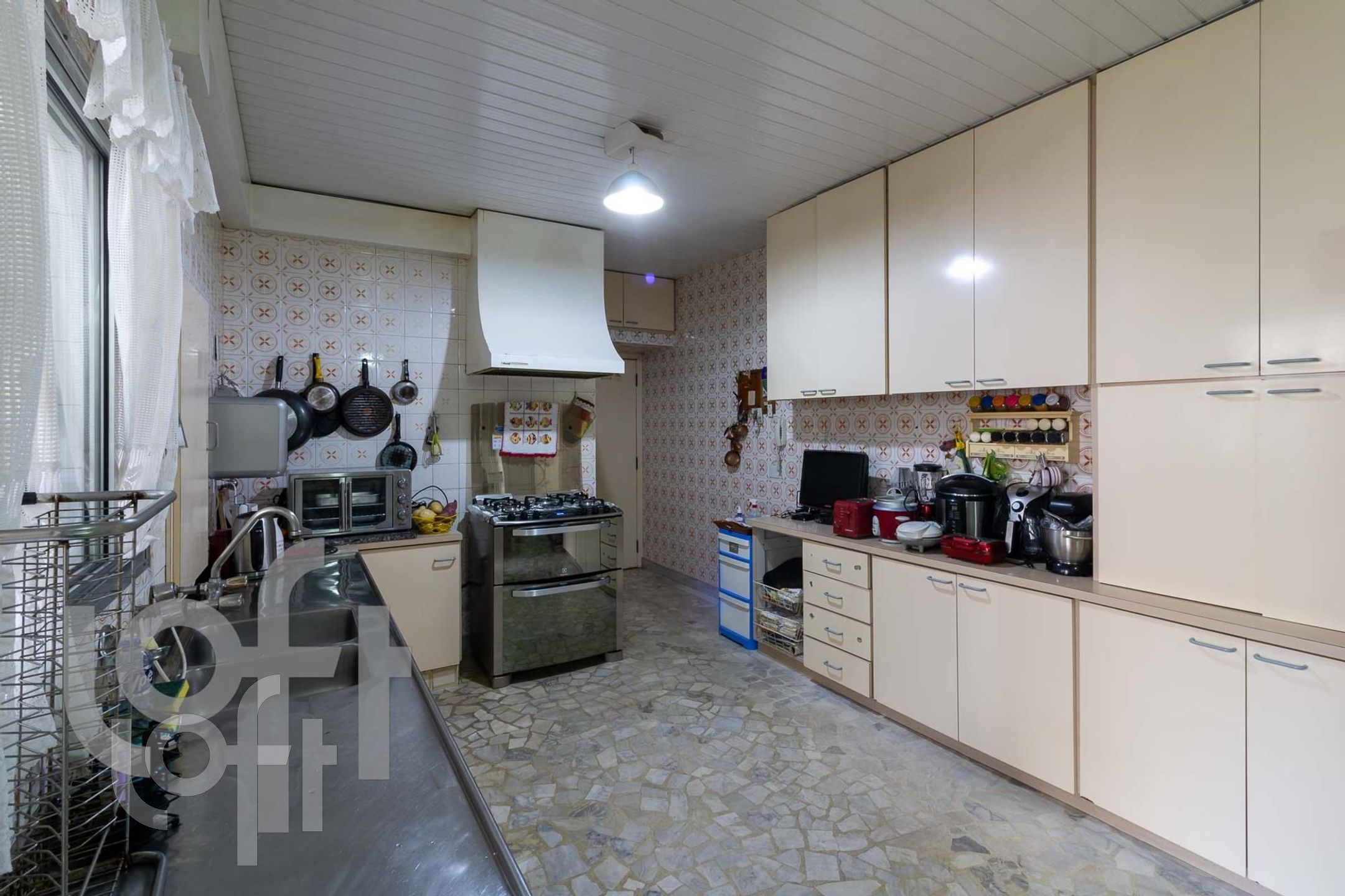 Apartamento à venda com 3 quartos, 200m² - Foto 33