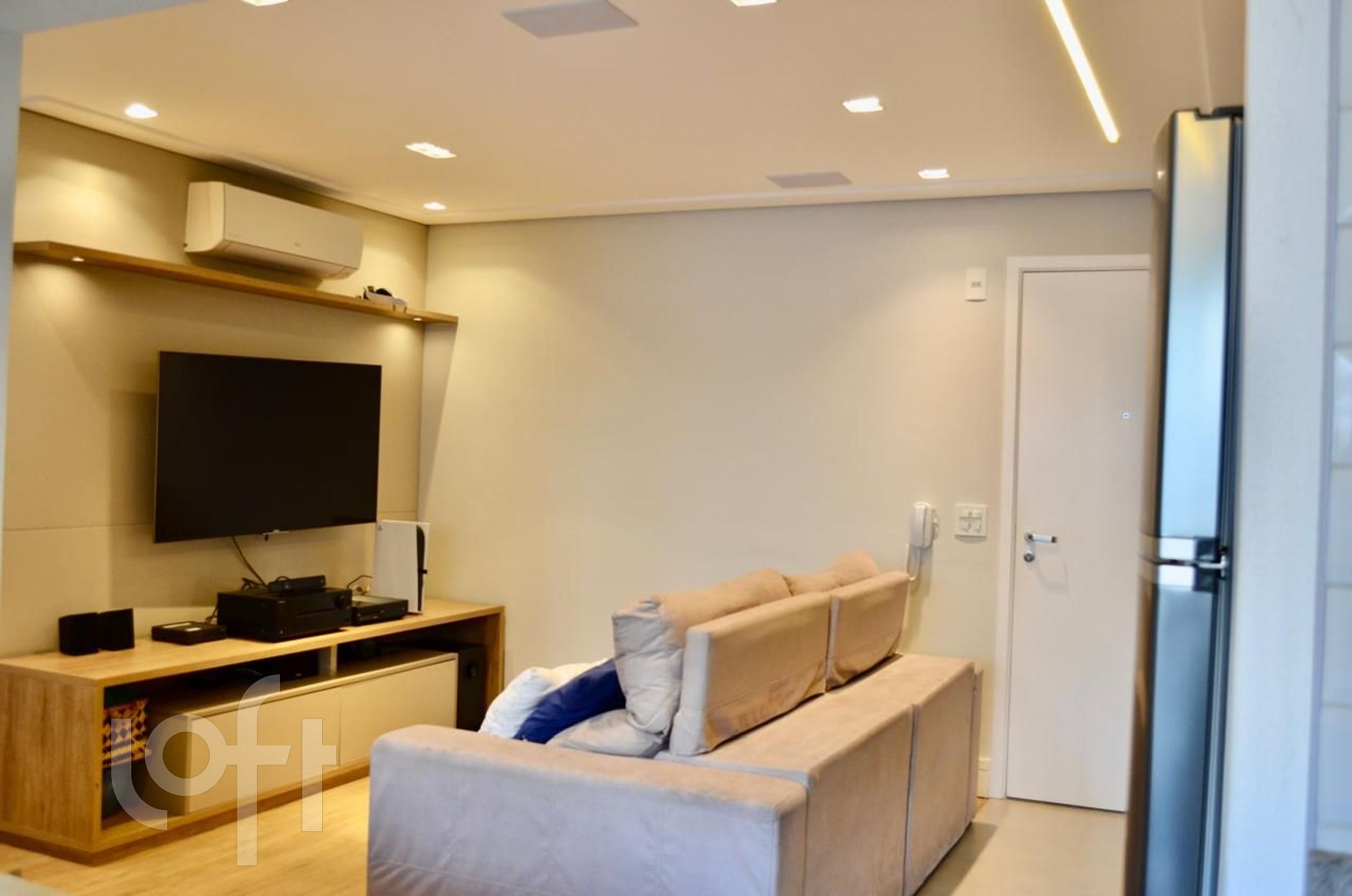 Apartamento à venda com 2 quartos, 58m² - Foto 1