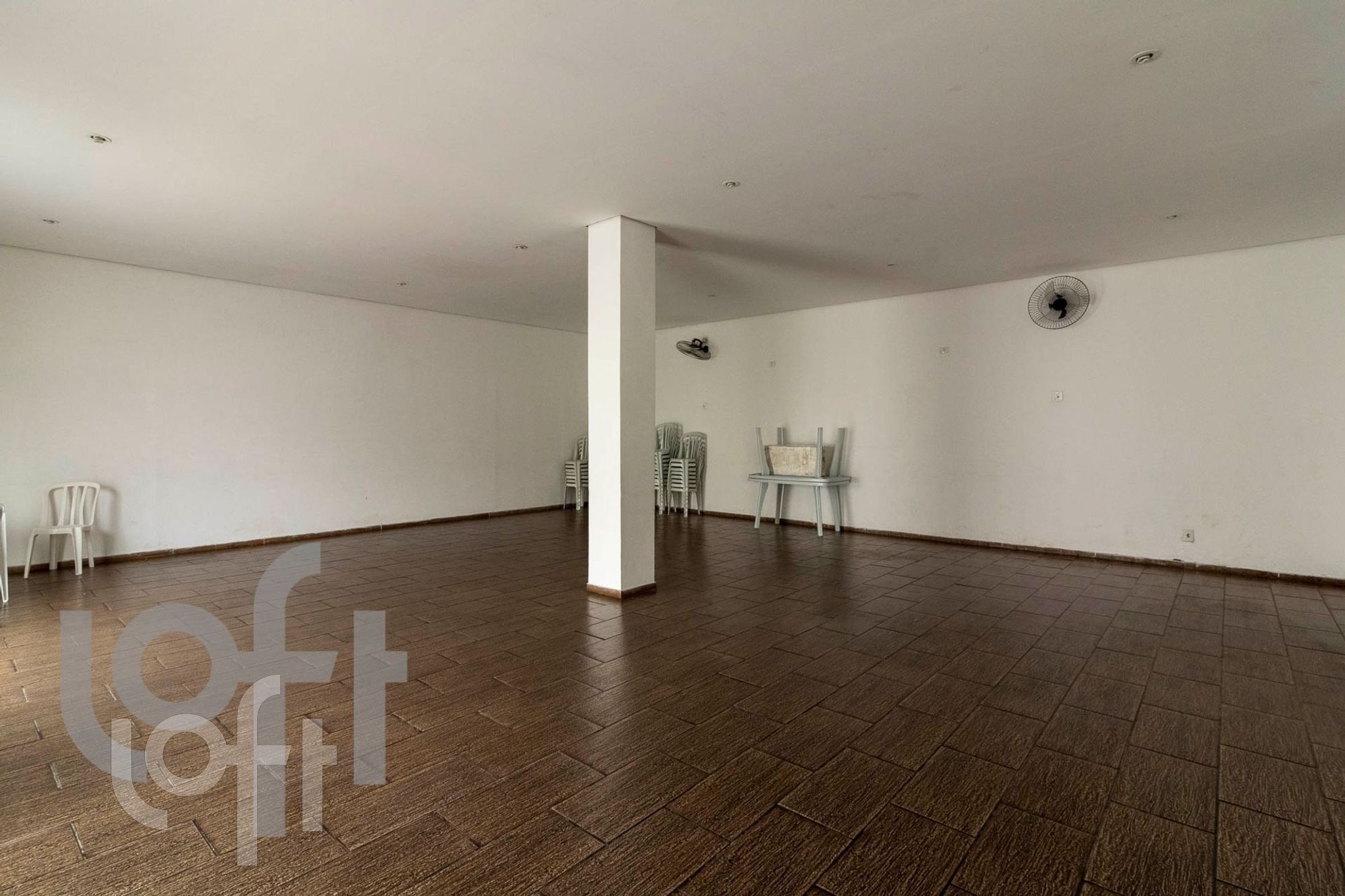 Apartamento à venda com 2 quartos, 112m² - Foto 4