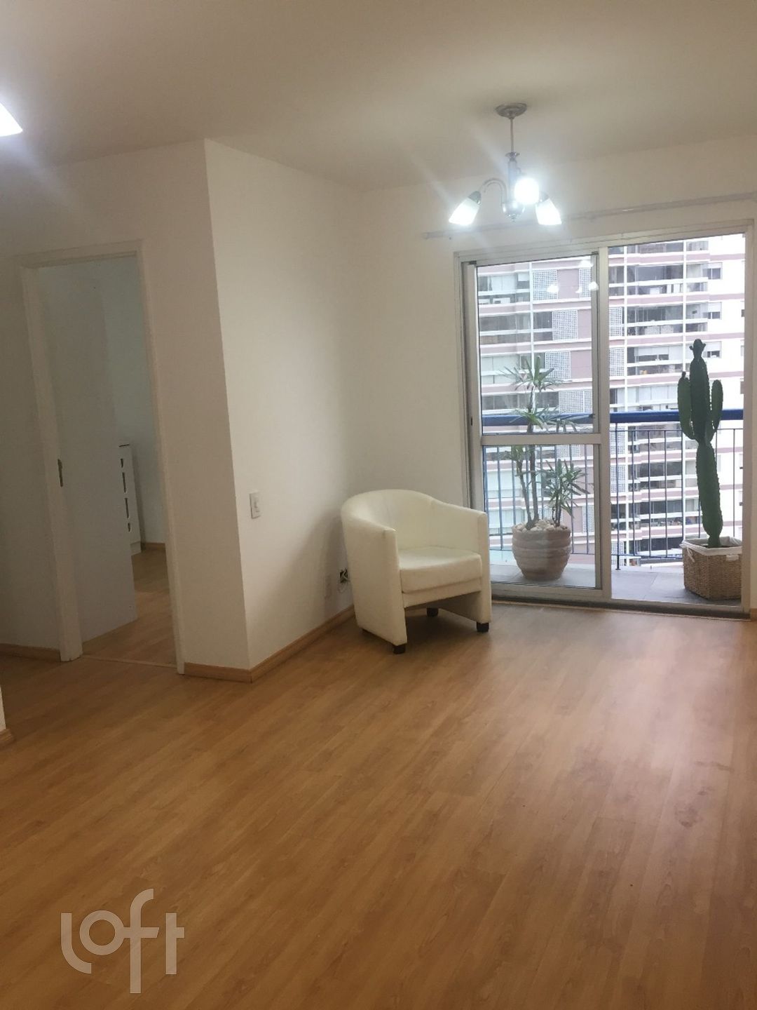 Apartamento à venda com 2 quartos, 60m² - Foto 1