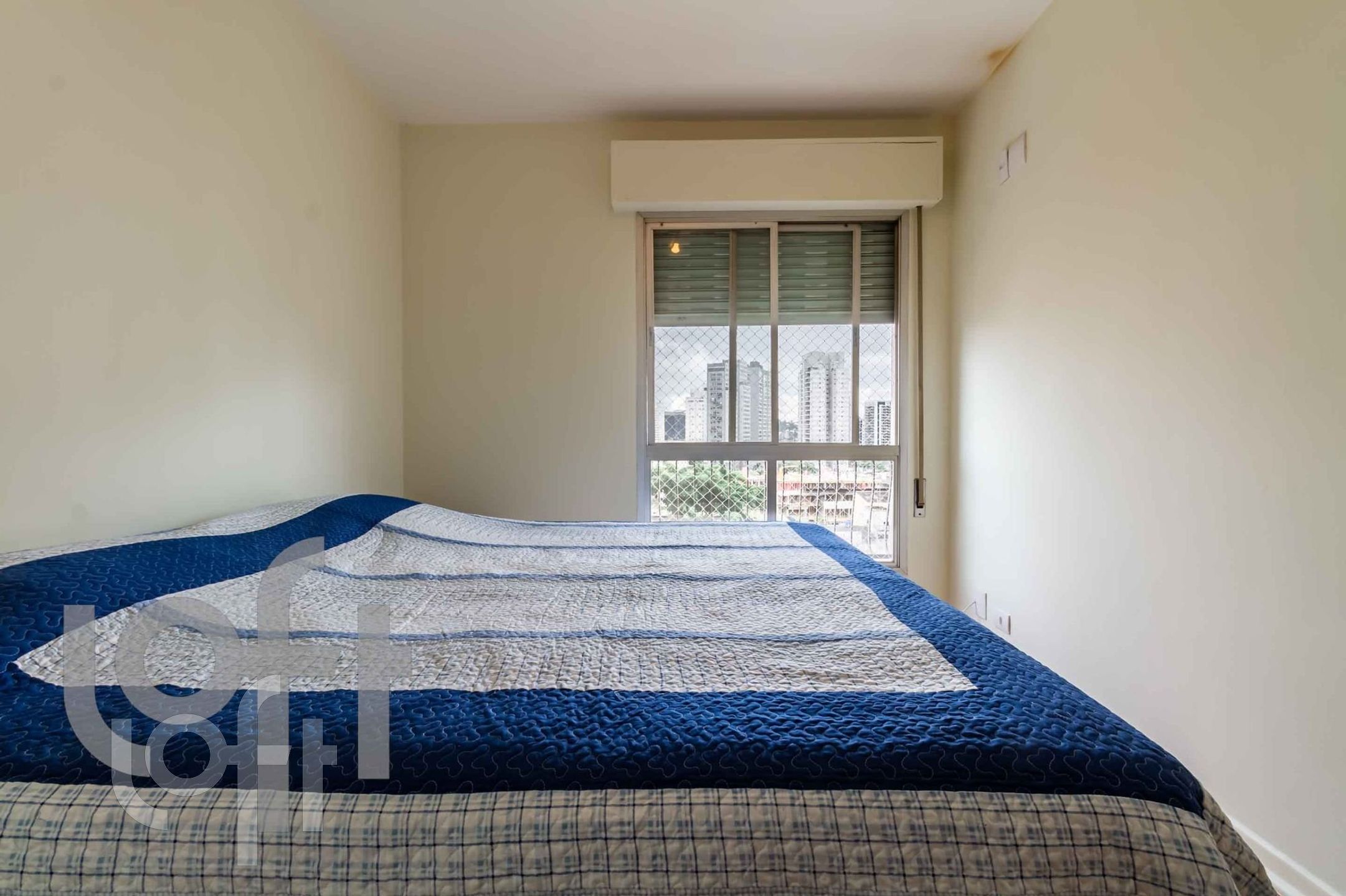 Apartamento à venda com 4 quartos, 120m² - Foto 2