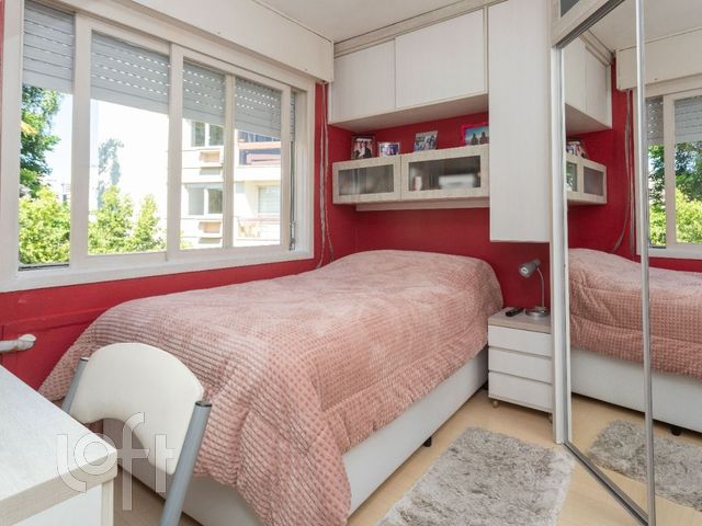 Apartamento com 86m², 3 dormitórios, 1 vaga, Floresta em Porto Alegre