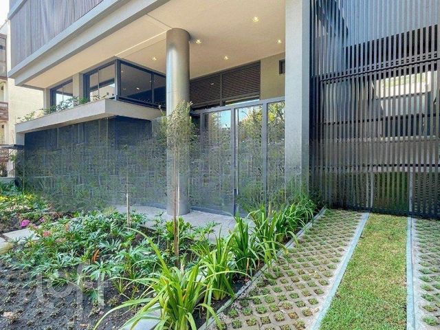Apartamento com 172m², 2 dormitórios, 1 suíte, 2 vagas, Petrópolis em Porto Alegre
