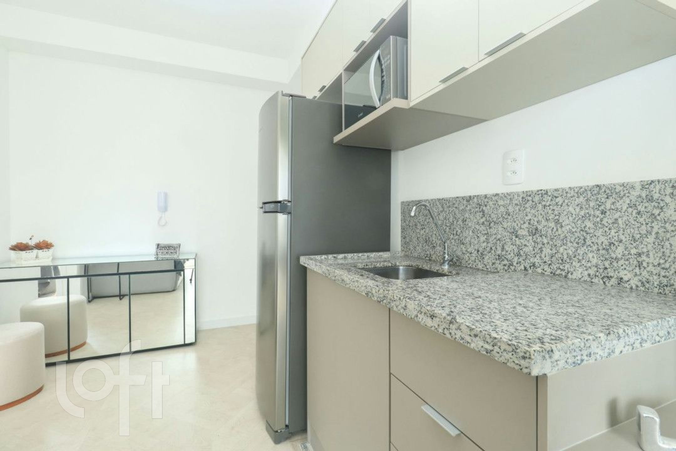 Apartamento à venda com 1 quarto, 35m² - Foto 13