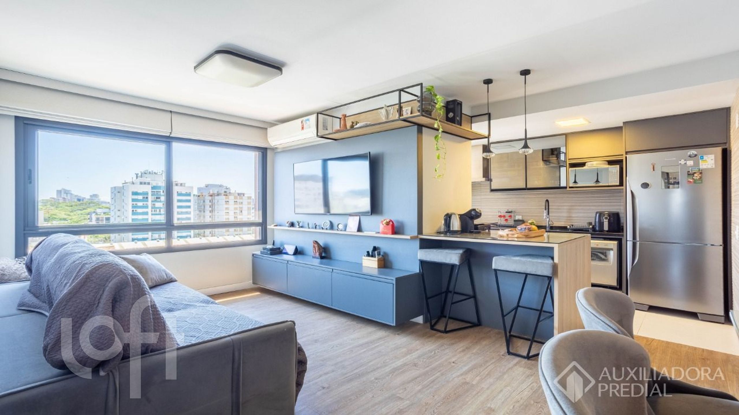 Apartamento com 81m², 3 dormitórios, 3 vagas, Santana em Porto Alegre