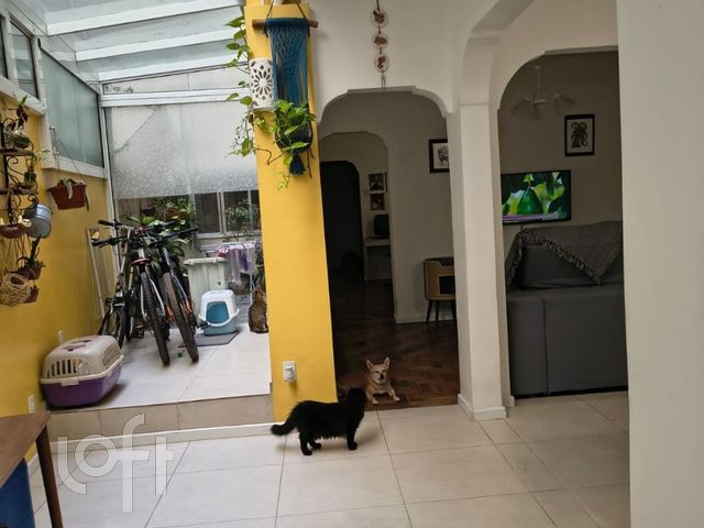 Apartamento com 95m², 2 dormitórios, Santana em Porto Alegre