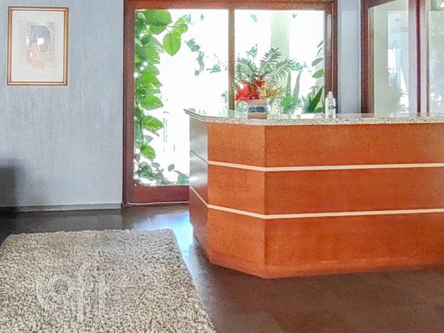 Apartamento com 103m², 3 dormitórios, 1 suíte, 1 vaga, Três Figueiras em Porto Alegre