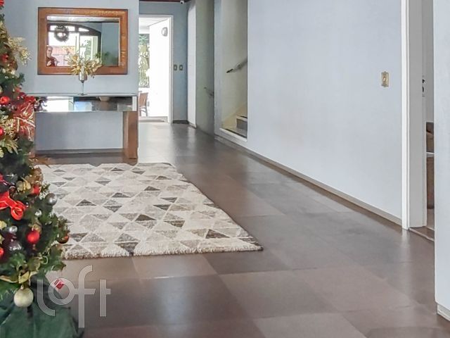 Apartamento com 103m², 3 dormitórios, 1 suíte, 1 vaga, Três Figueiras em Porto Alegre