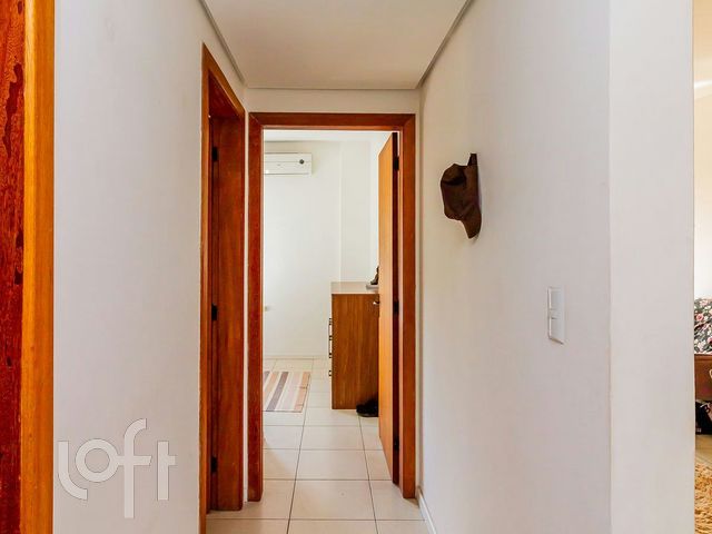 Apartamento com 64m², 2 dormitórios, 1 vaga, Menino Deus em Porto Alegre