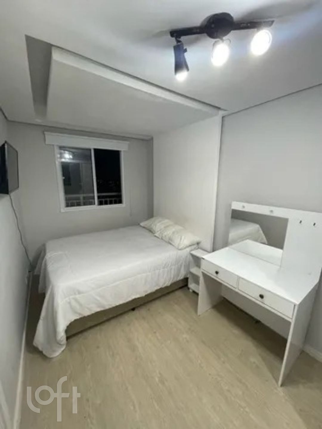 Apartamento à venda com 1 quarto, 32m² - Foto 4