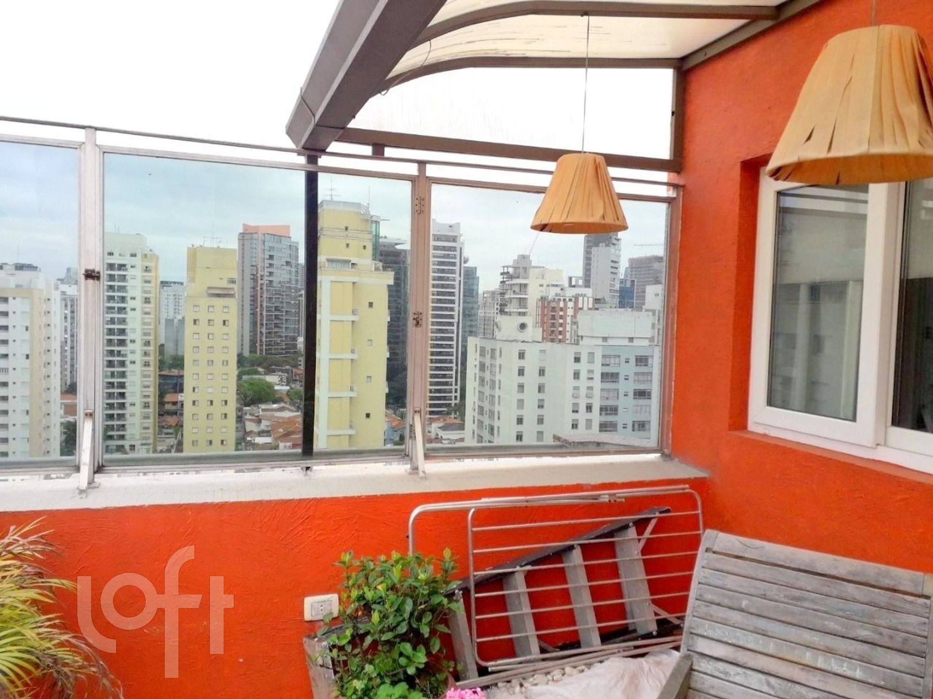 Apartamento à venda com 4 quartos, 273m² - Foto 1