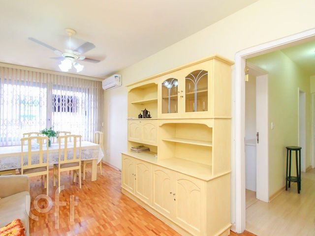 Apartamento com 86m², 3 dormitórios, 1 suíte, 1 vaga, Rio Branco em Porto Alegre