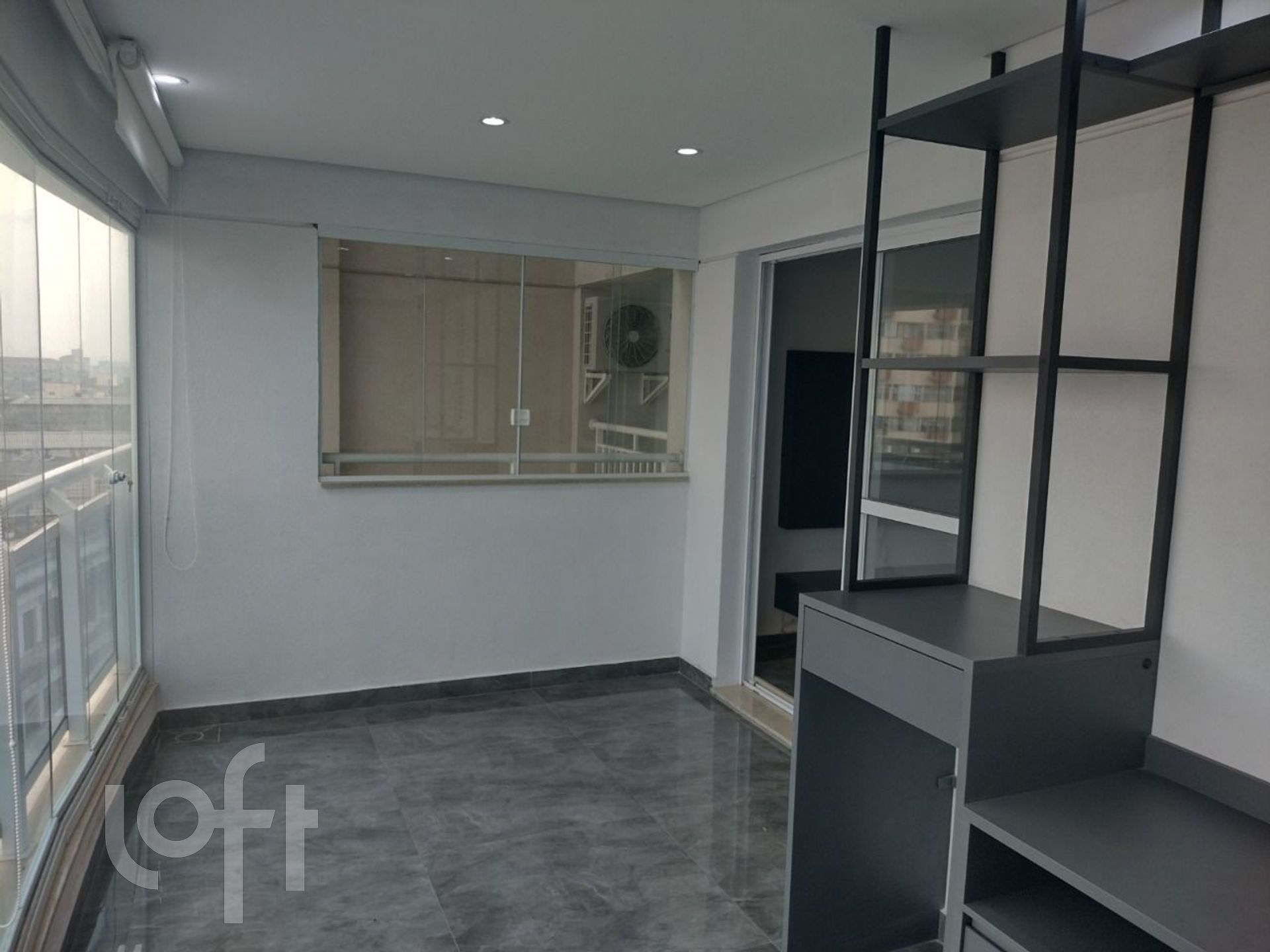 Apartamento à venda com 1 quarto, 54m² - Foto 17