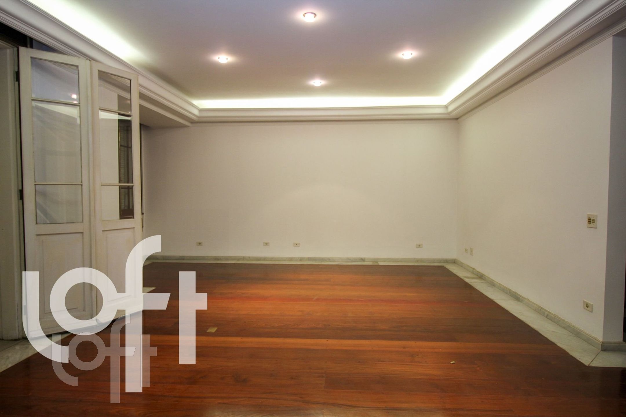 Apartamento à venda com 2 quartos, 200m² - Foto 19