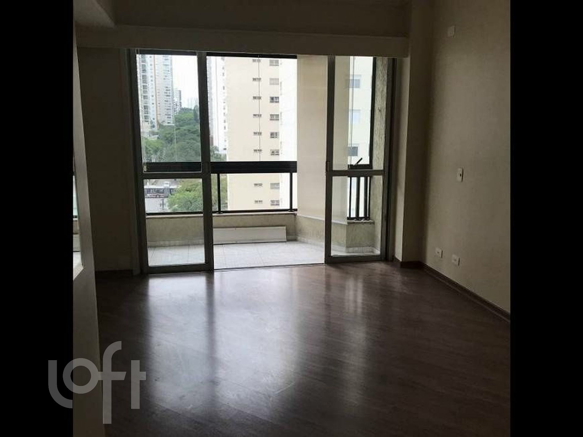 Apartamento à venda com 3 quartos, 120m² - Foto 2