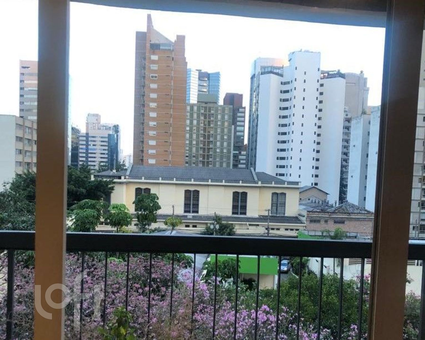 Apartamento à venda com 4 quartos, 197m² - Foto 3