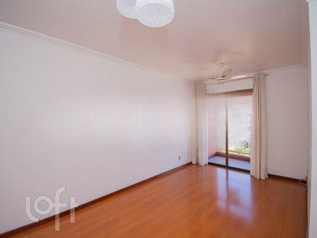 Apartamento com 71m², 3 dormitórios, 1 vaga, Cristo Redentor em Porto Alegre