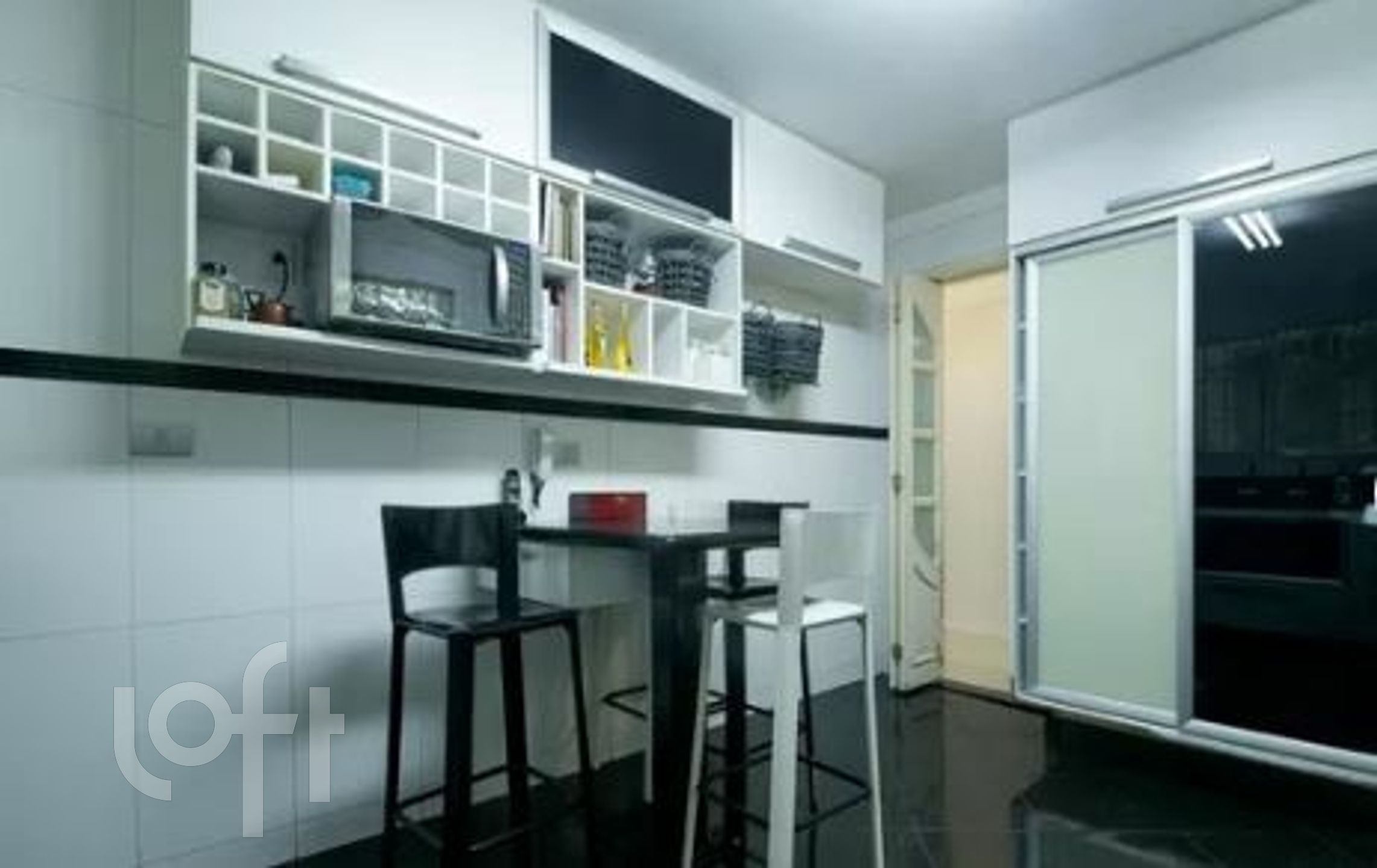 Casa à venda com 3 quartos, 250m² - Foto 11