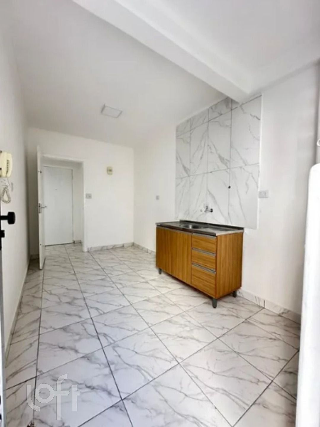 Apartamento à venda com 2 quartos, 70m² - Foto 2