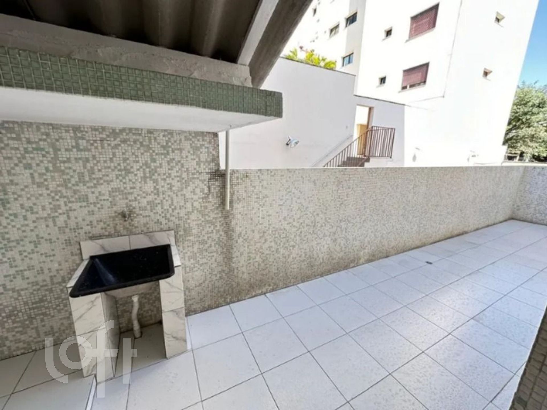 Apartamento à venda com 2 quartos, 70m² - Foto 6