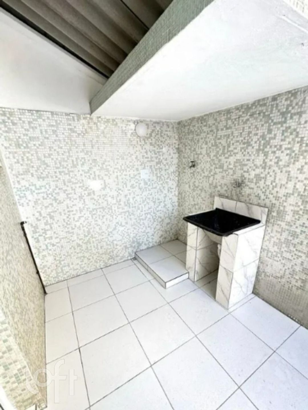 Apartamento à venda com 2 quartos, 70m² - Foto 7