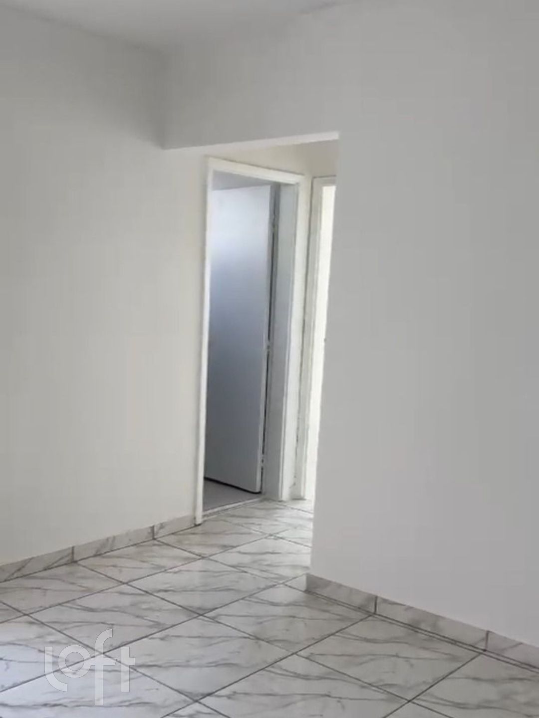 Apartamento à venda com 2 quartos, 70m² - Foto 10