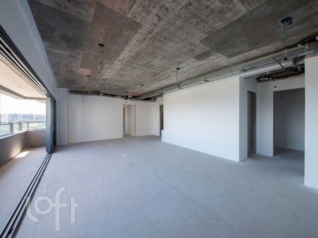 Apartamento com 159m², 3 dormitórios, 3 suítes, 4 vagas, Jardim Europa em Porto Alegre