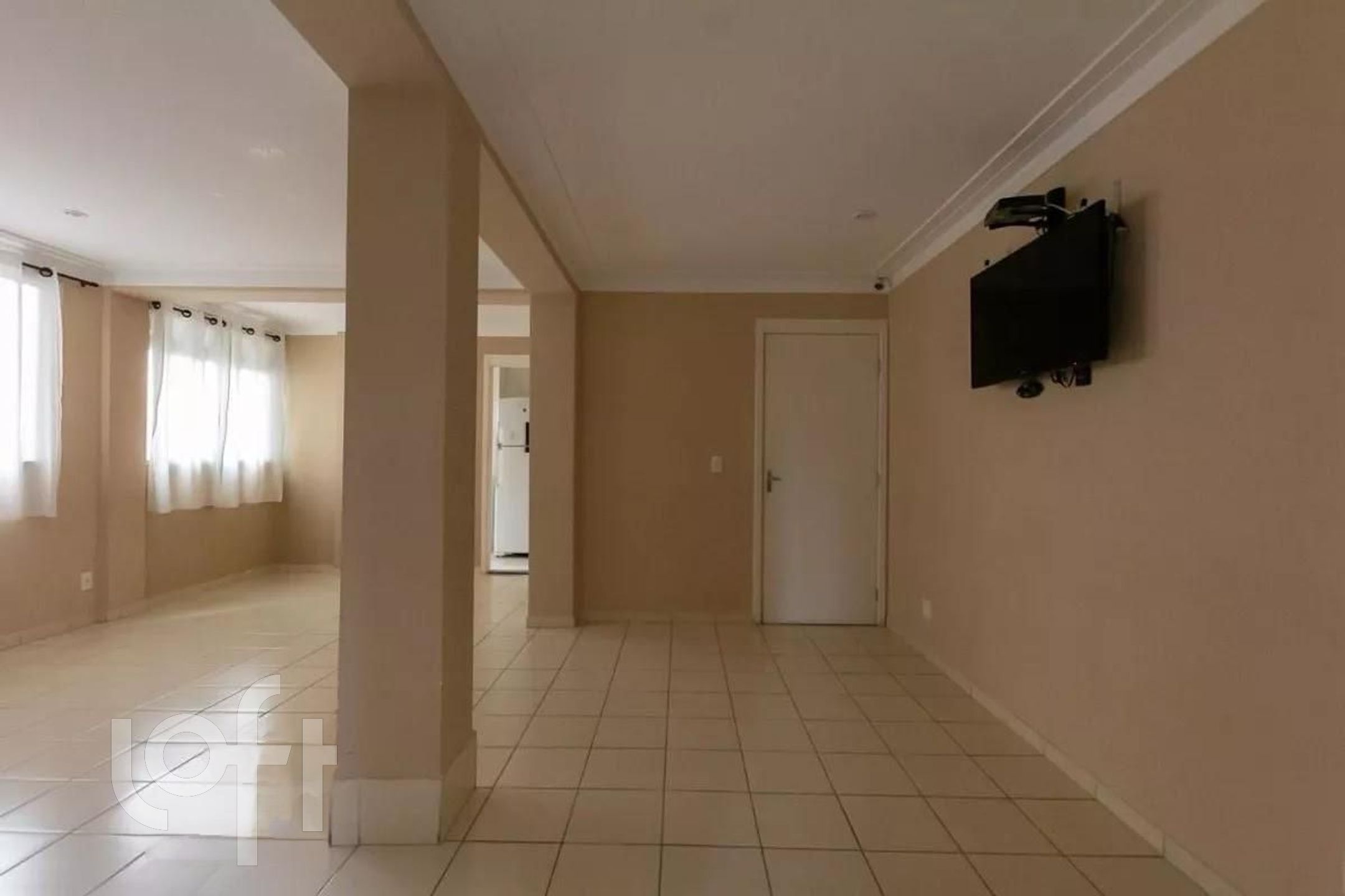 Apartamento à venda com 2 quartos, 44m² - Foto 18