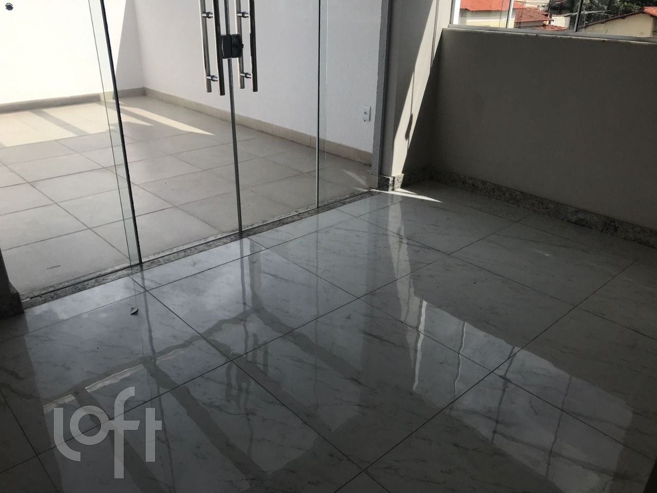 Apartamento à venda com 3 quartos, 118m² - Foto 1